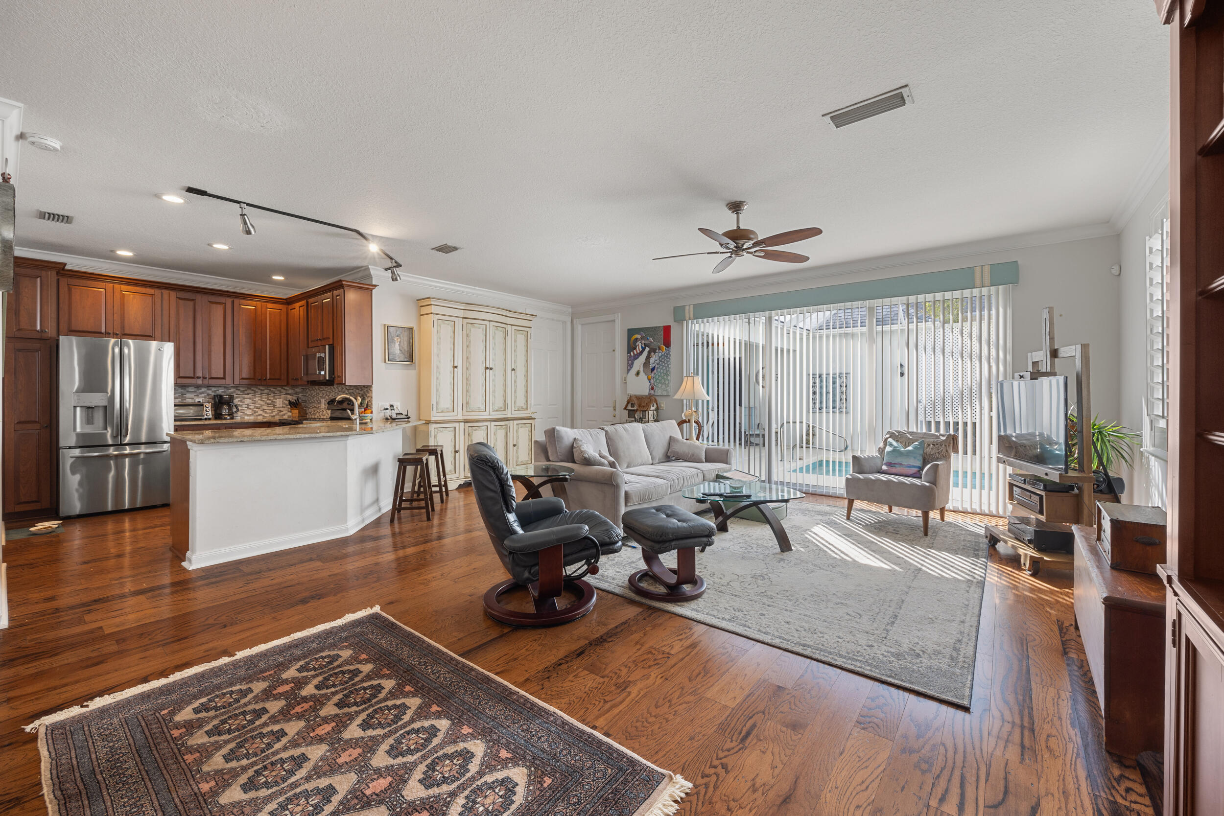 513 Sweet Bay Circle