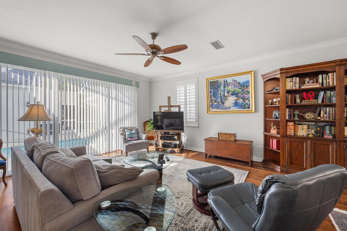 513 Sweet Bay Circle