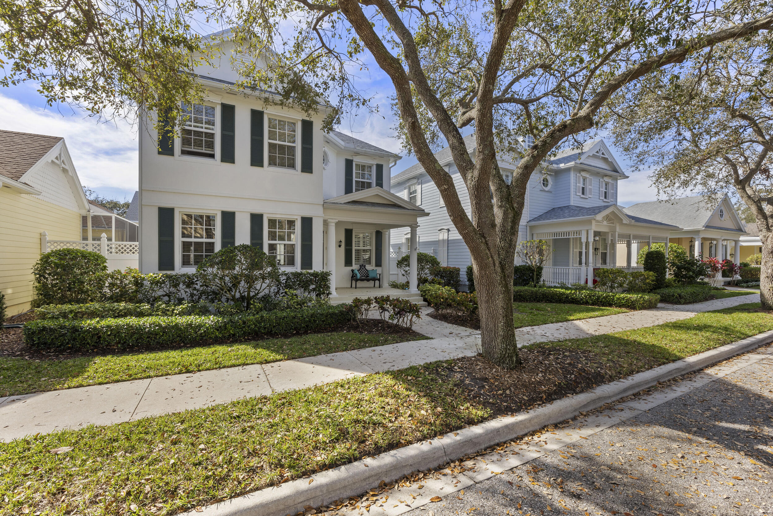 513 Sweet Bay Circle