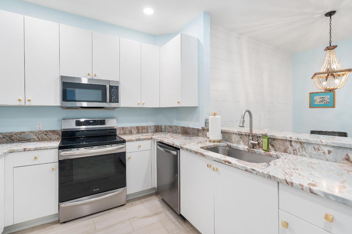 102 Lighthouse Circle I