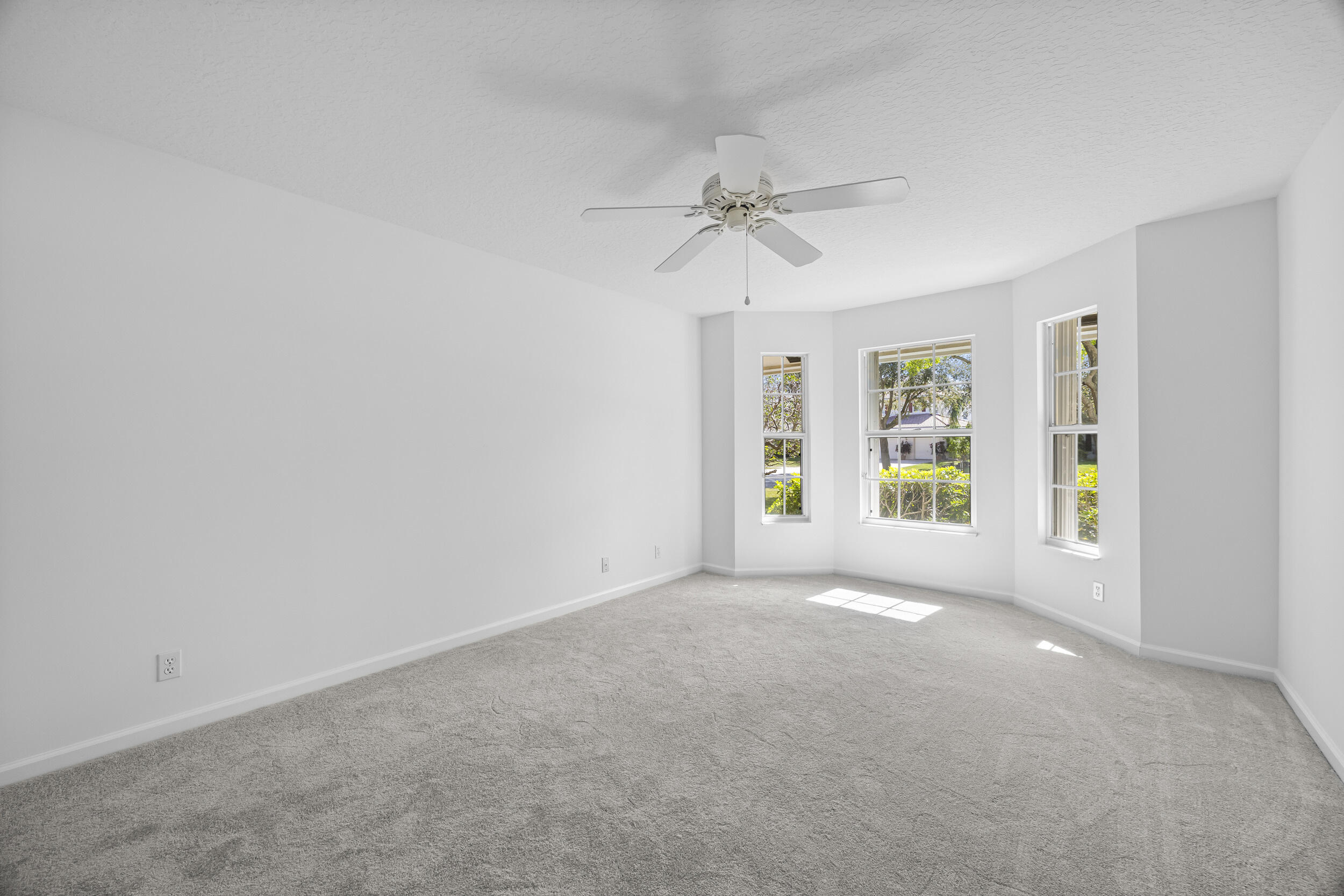 1040 Egret Circle Circle N