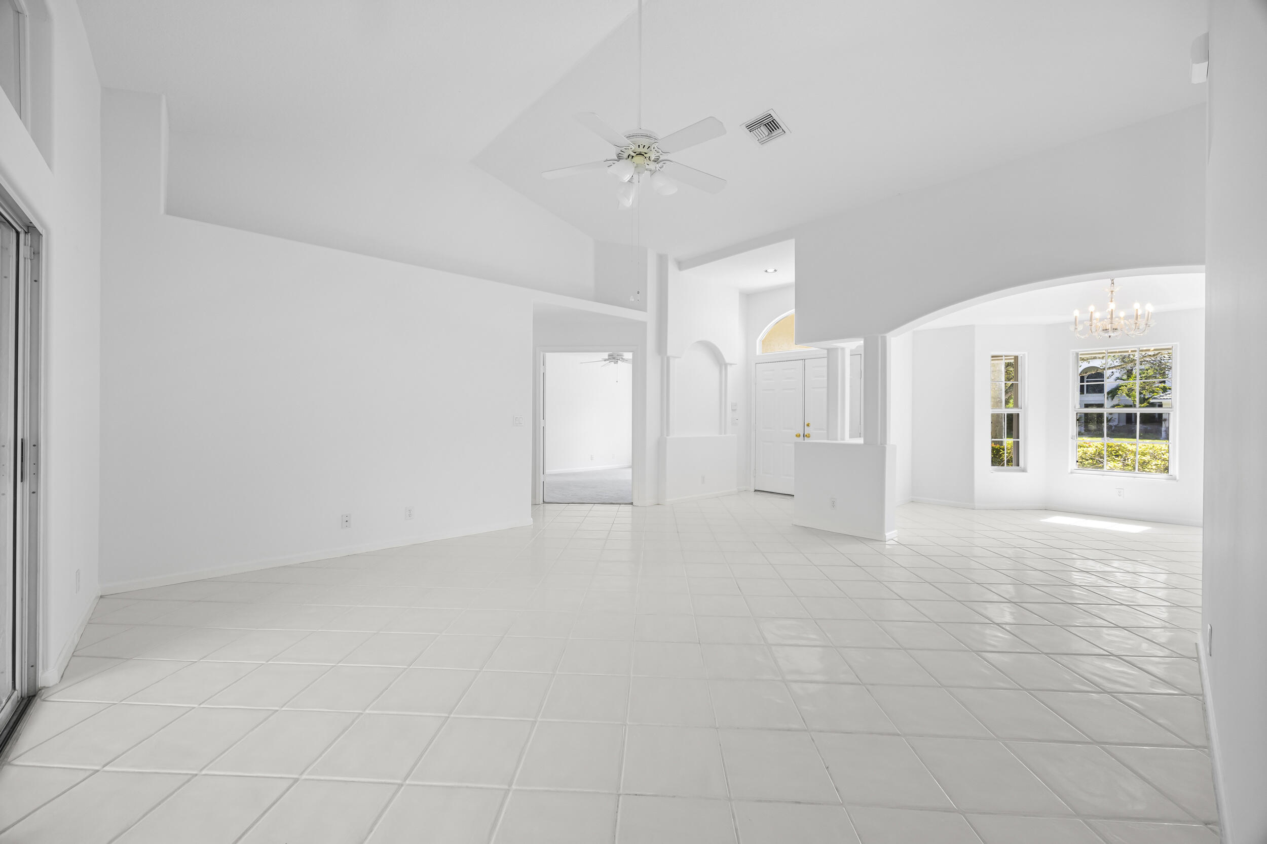 1040 Egret Circle Circle N