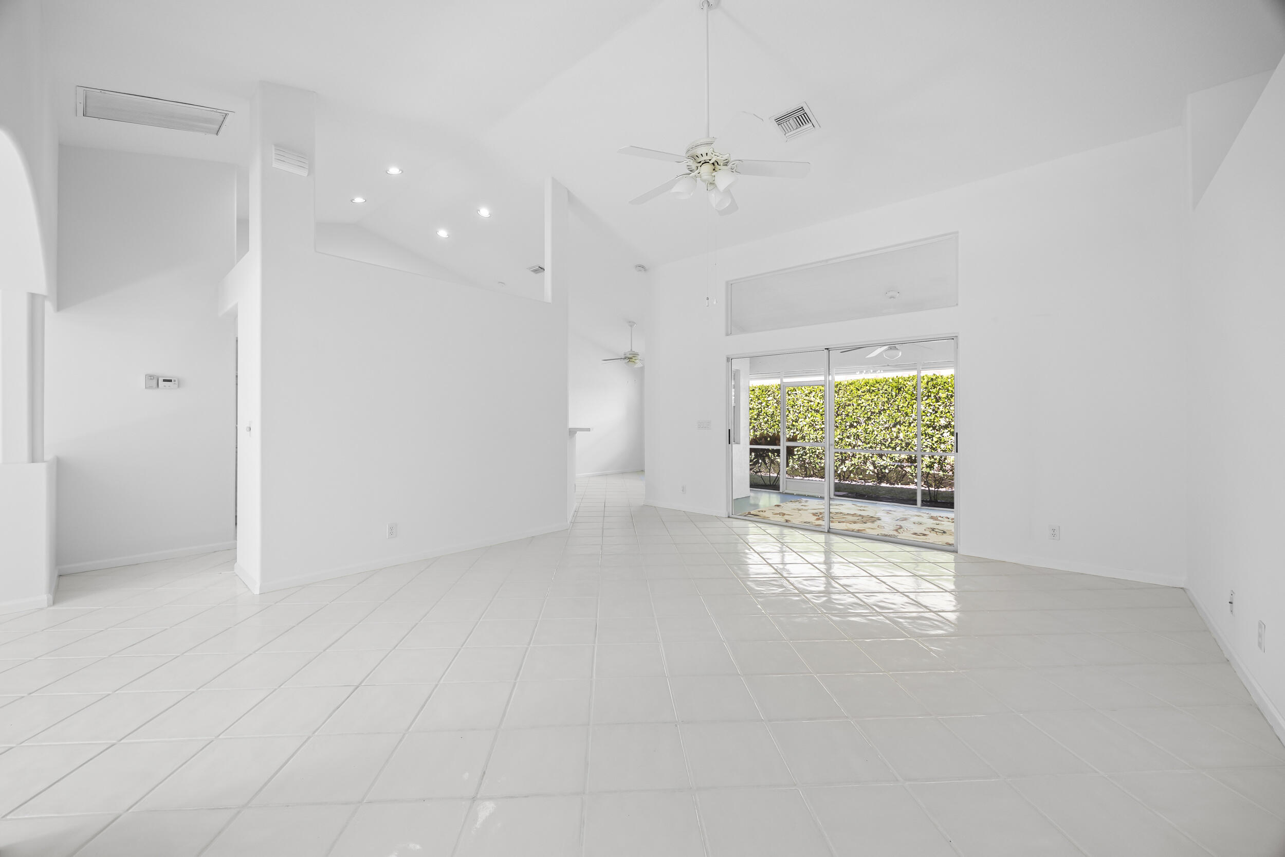 1040 Egret Circle Circle N