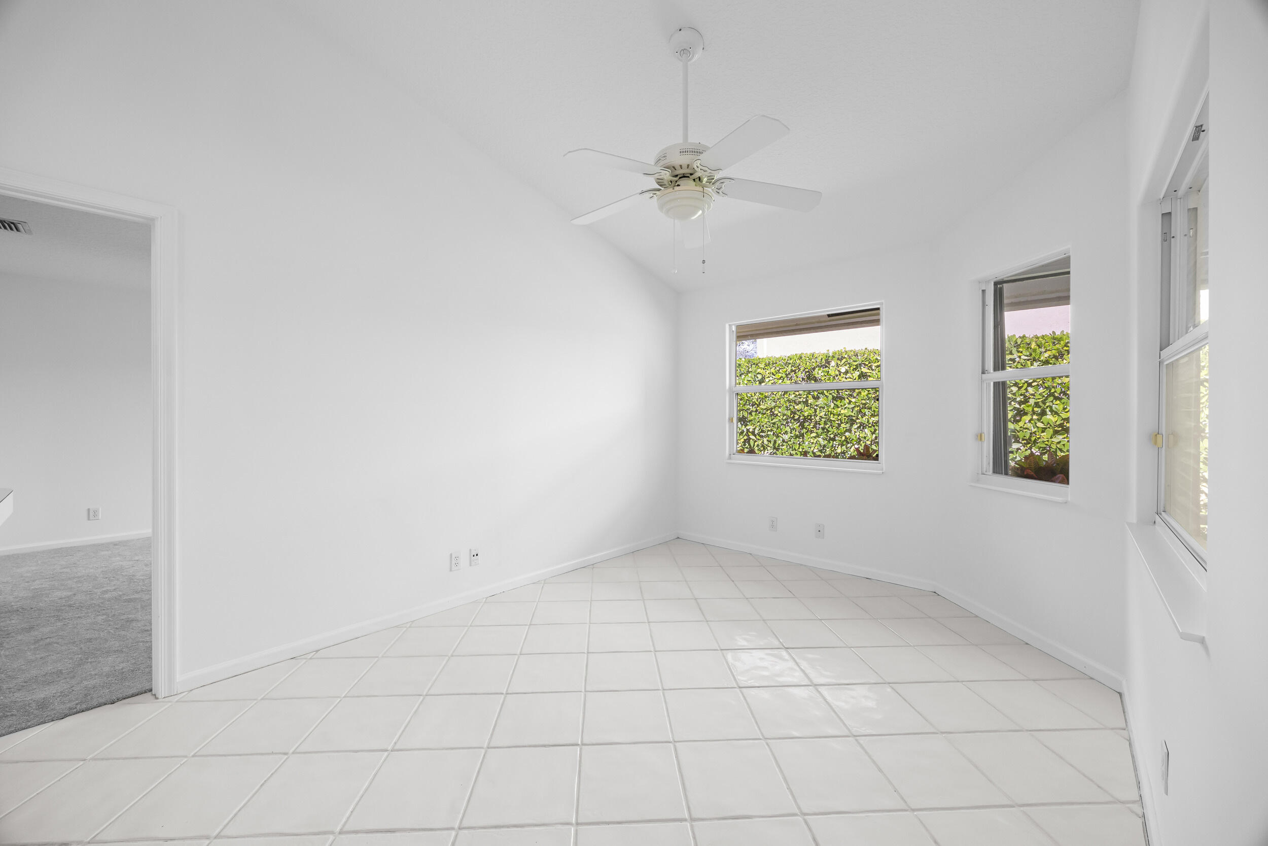 1040 Egret Circle Circle N