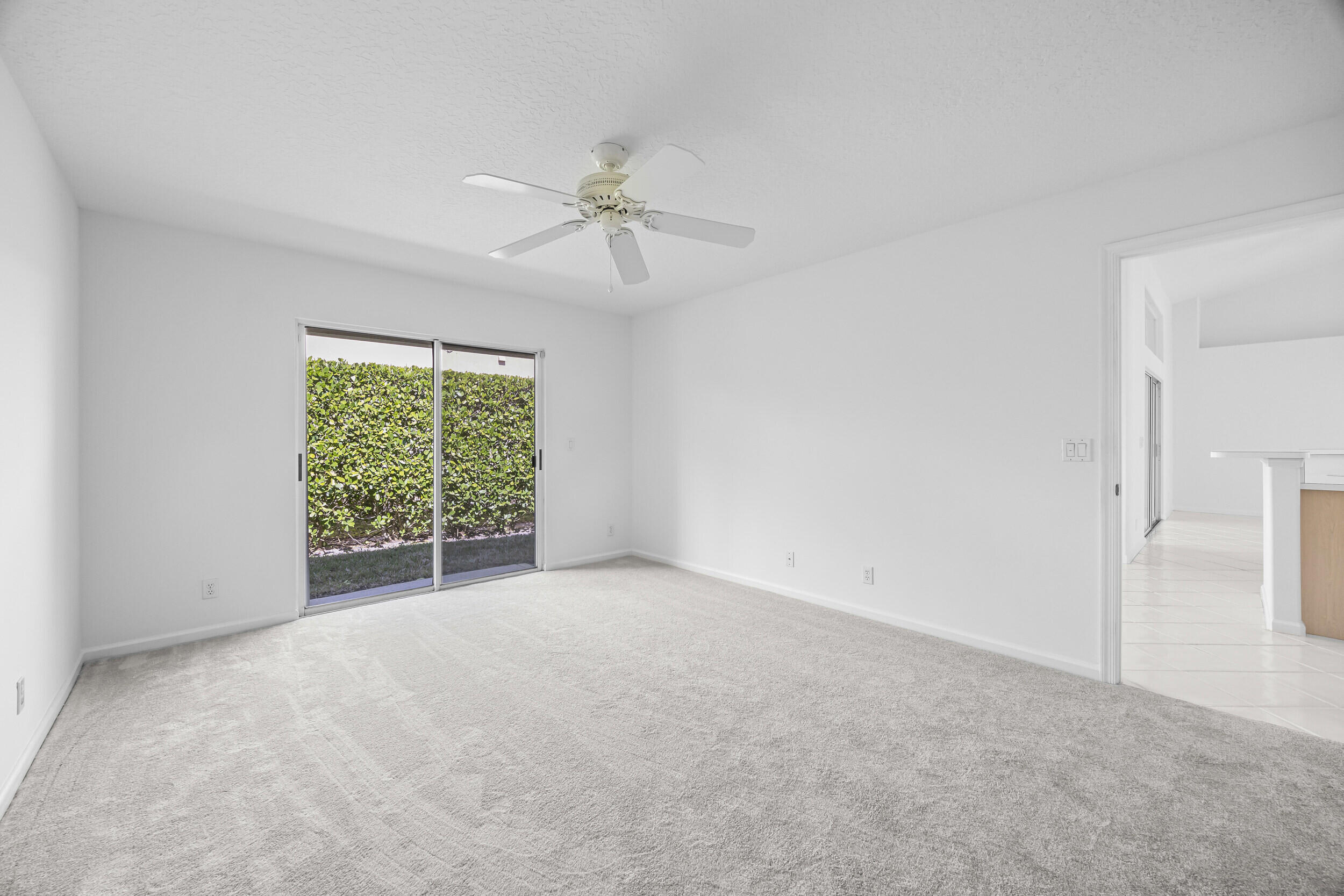 1040 Egret Circle Circle N