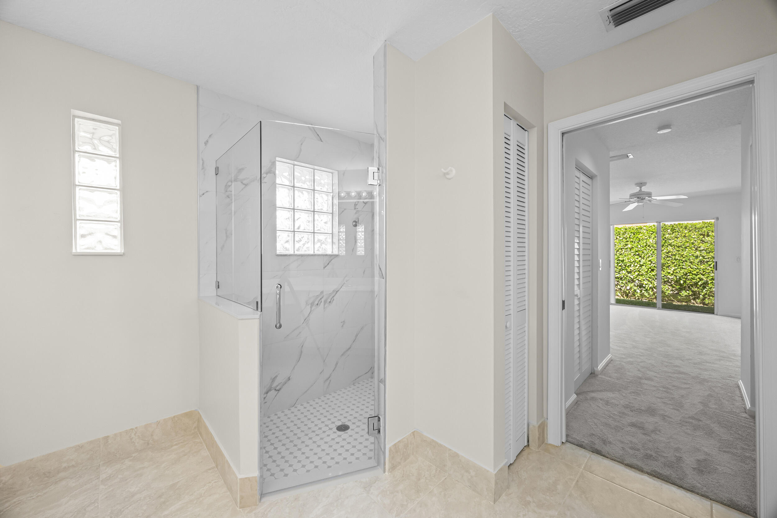 1040 Egret Circle Circle N