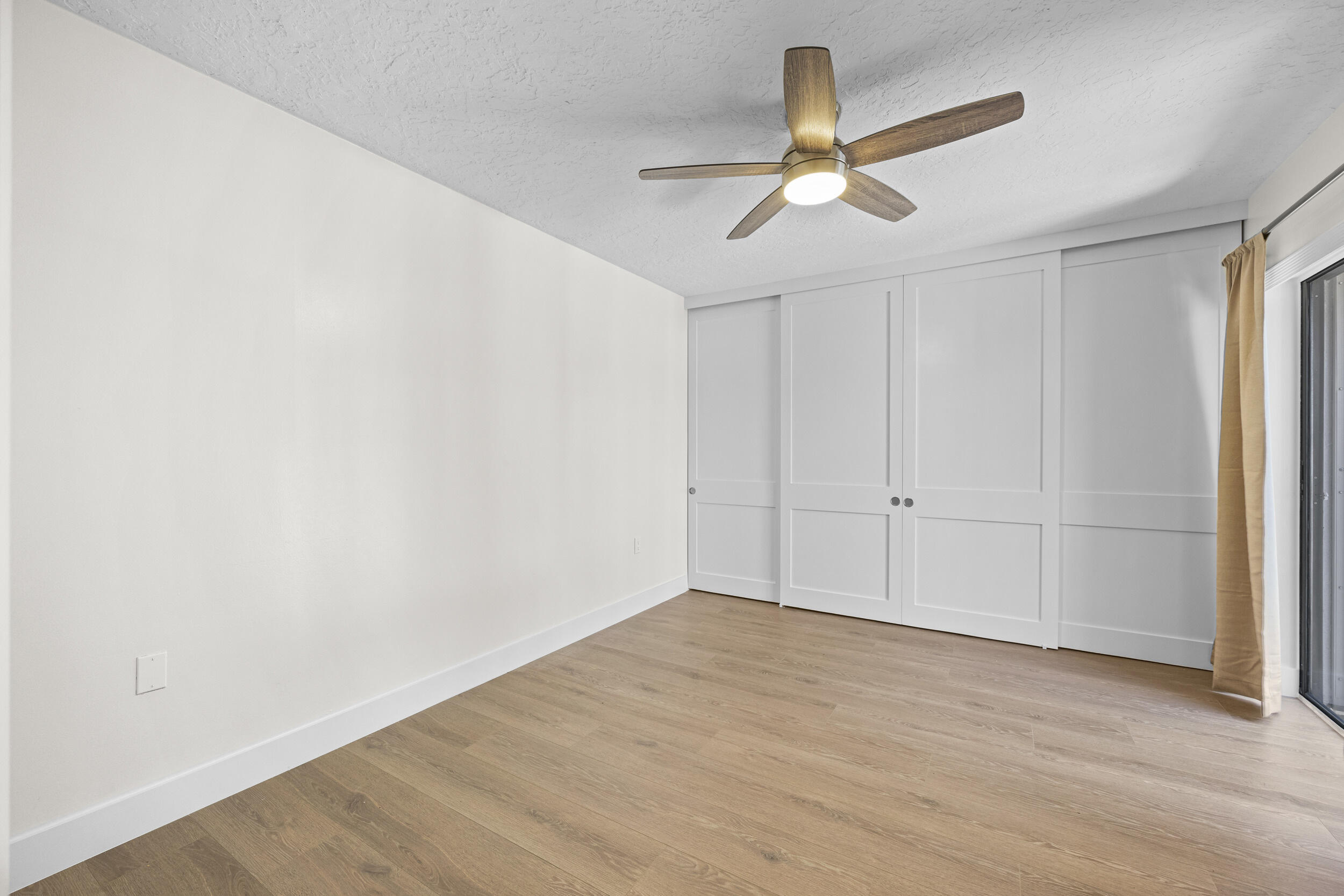 1616 16th Court