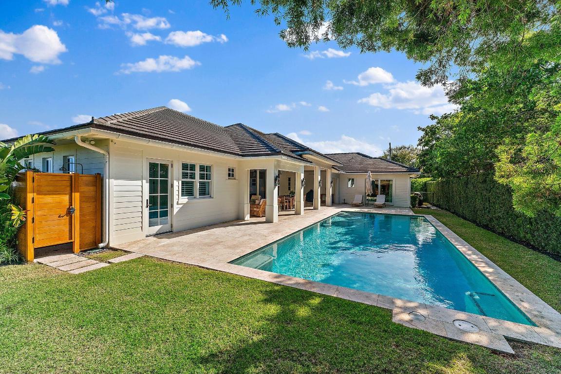 11763 Lake Shore Place