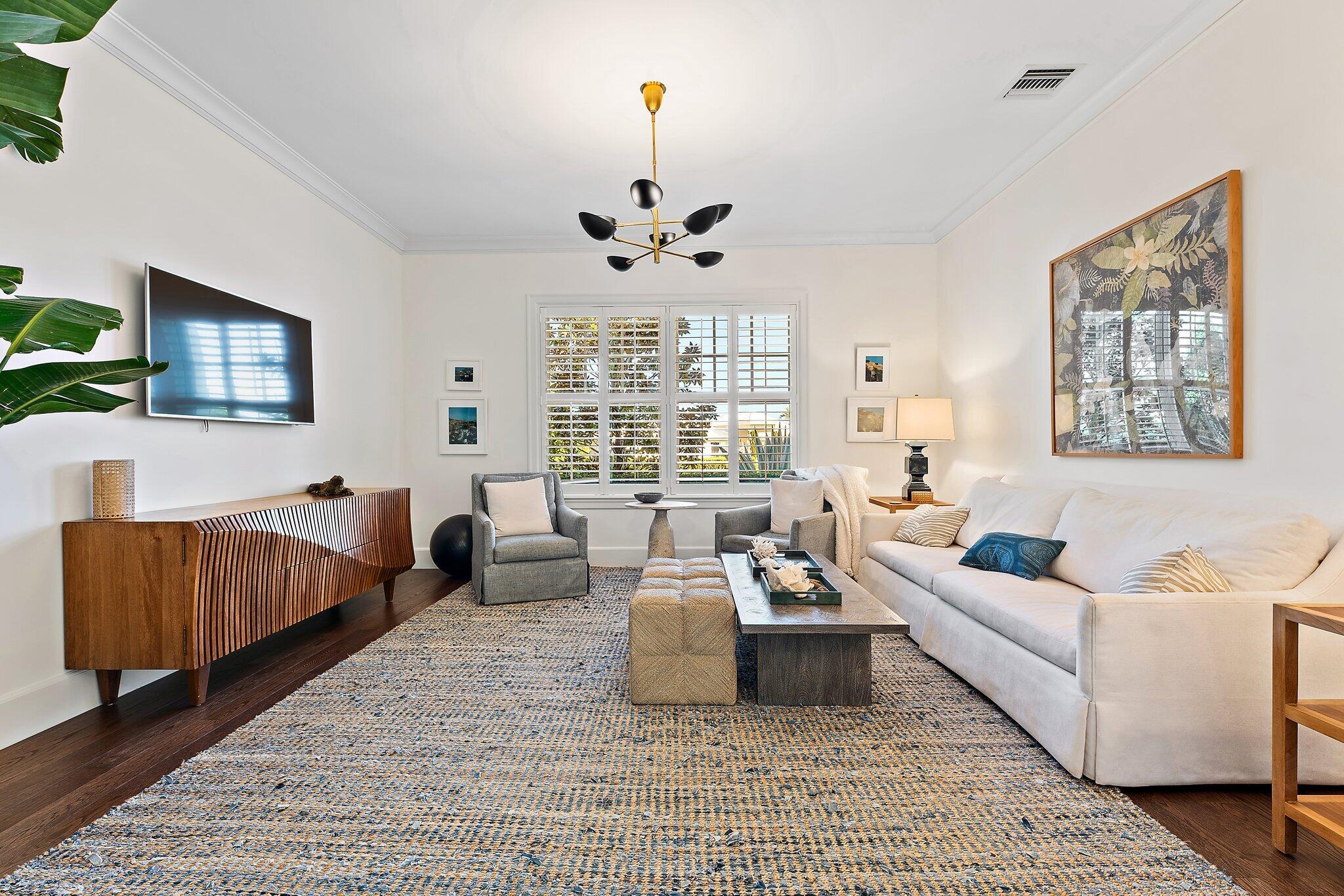 11763 Lake Shore Place