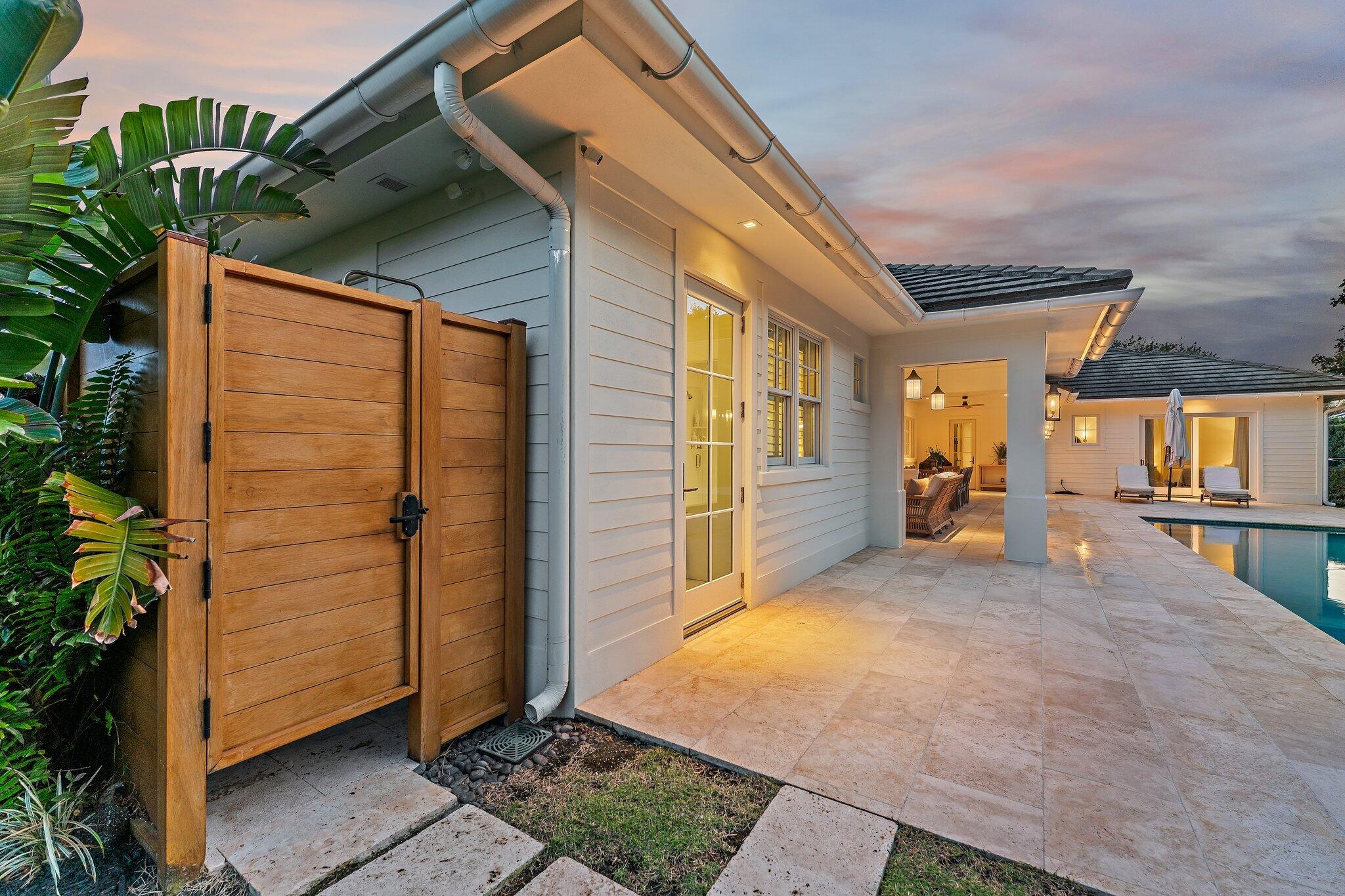 11763 Lake Shore Place