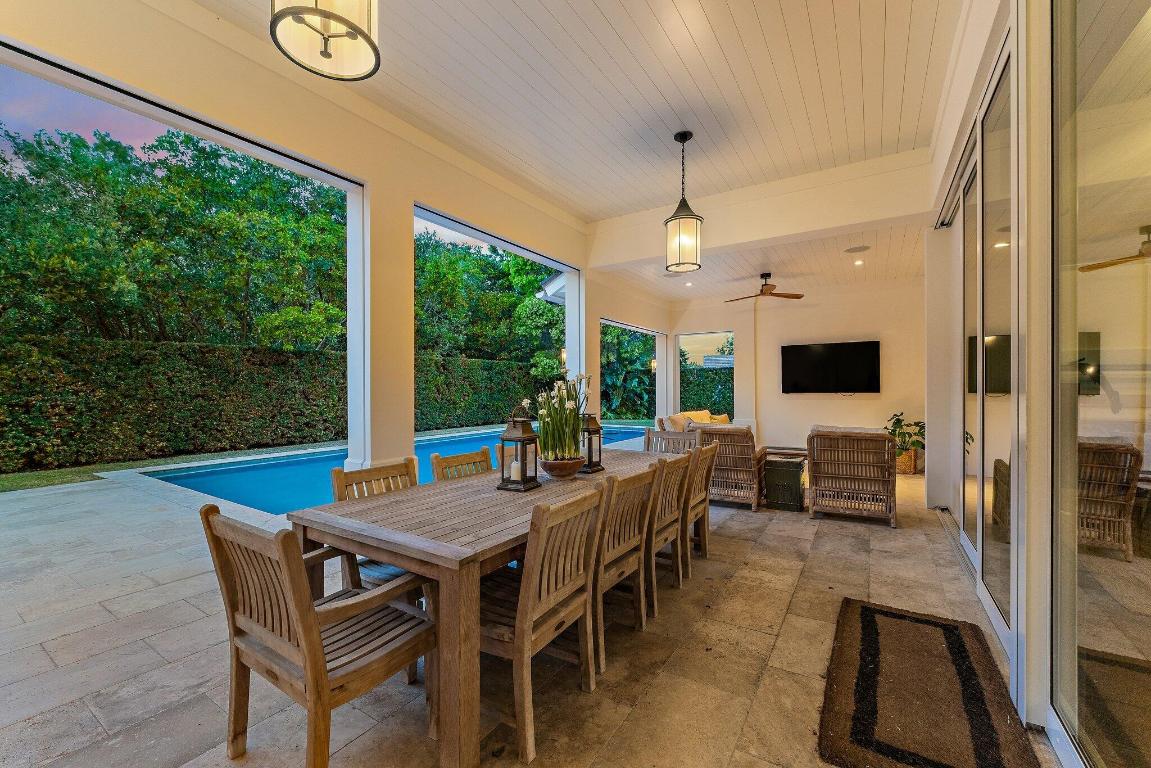 11763 Lake Shore Place