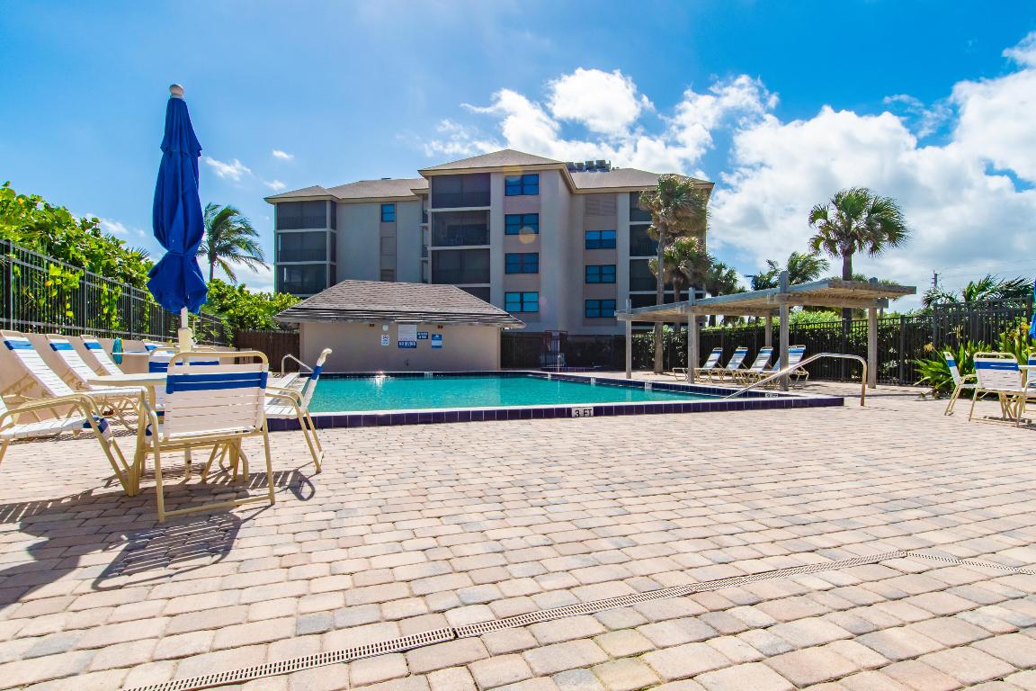 4440 NE Sandpebble Trace 104