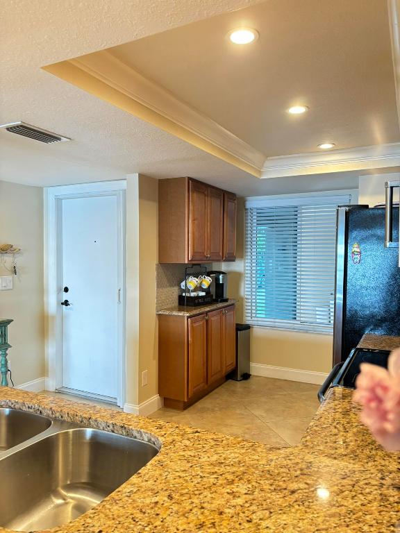 4440 NE Sandpebble Trace 104