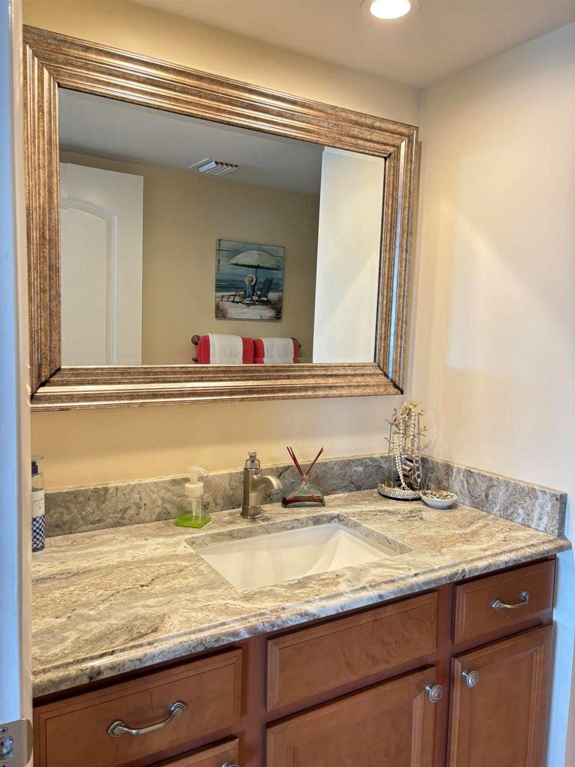 4440 NE Sandpebble Trace 104
