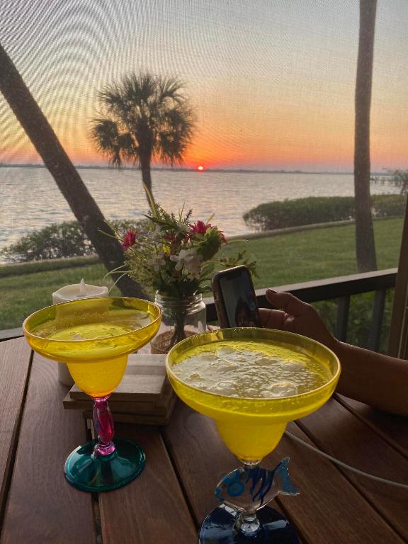 4440 NE Sandpebble Trace 104