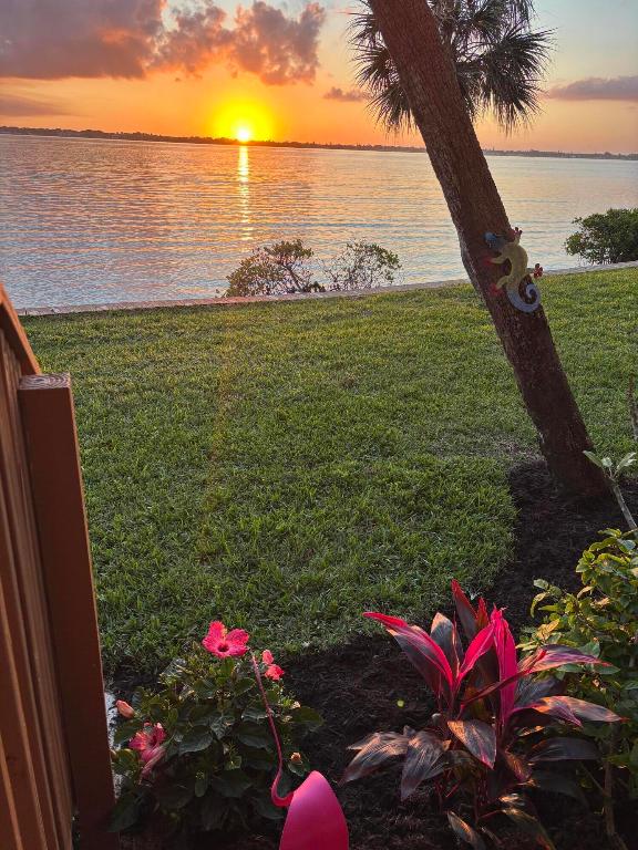 4440 NE Sandpebble Trace 104