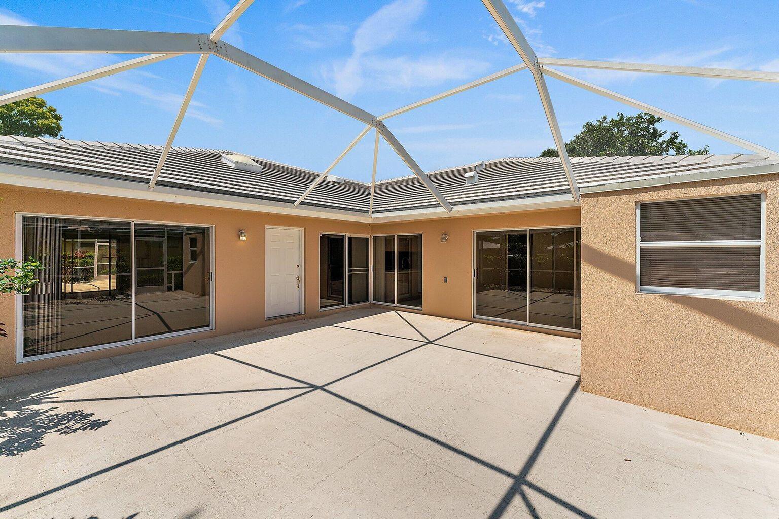 2202 Appleton Court