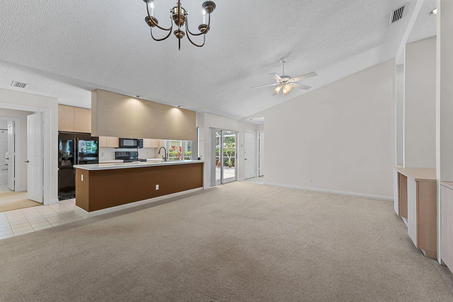 2202 Appleton Court