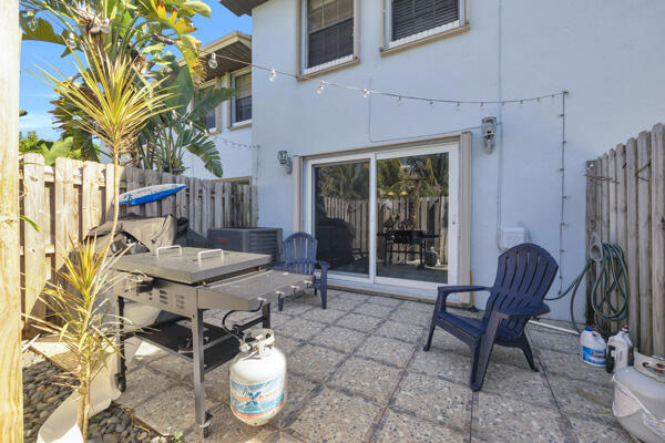 412 N Cypress 15 Drive 15