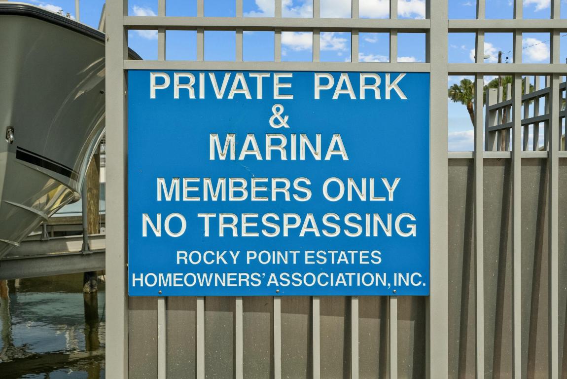 5226 SE Orange Street