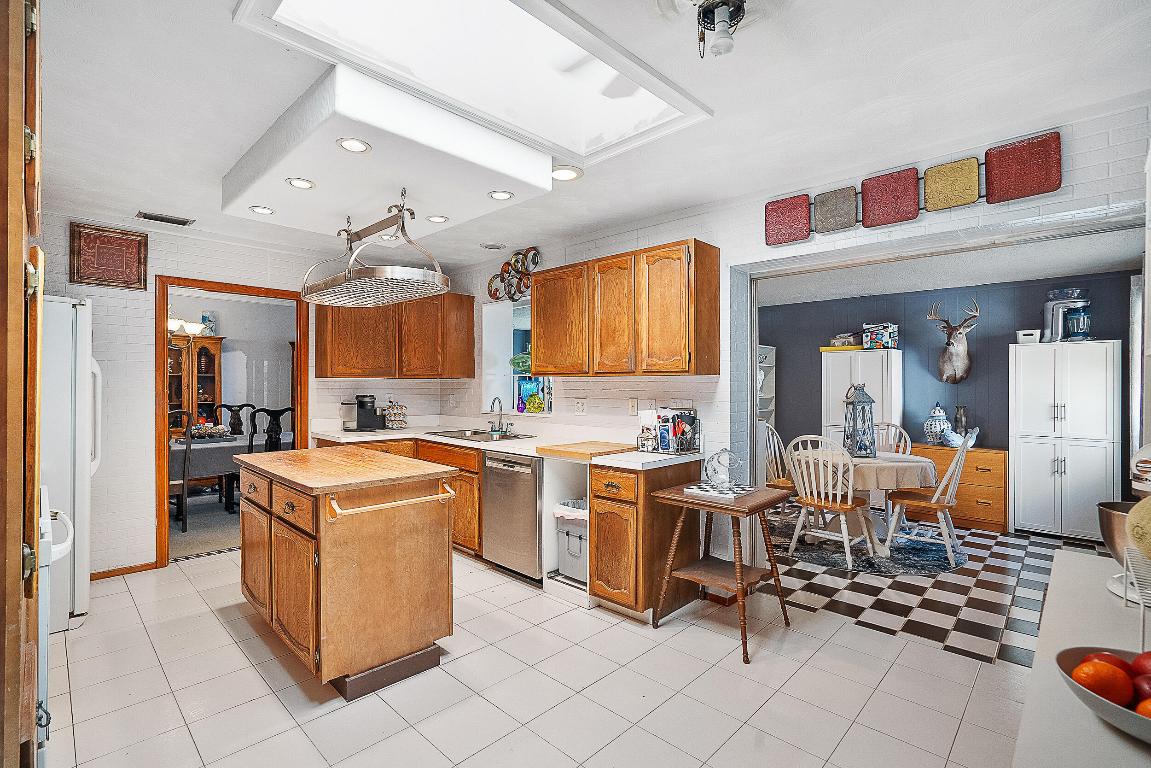 5226 SE Orange Street