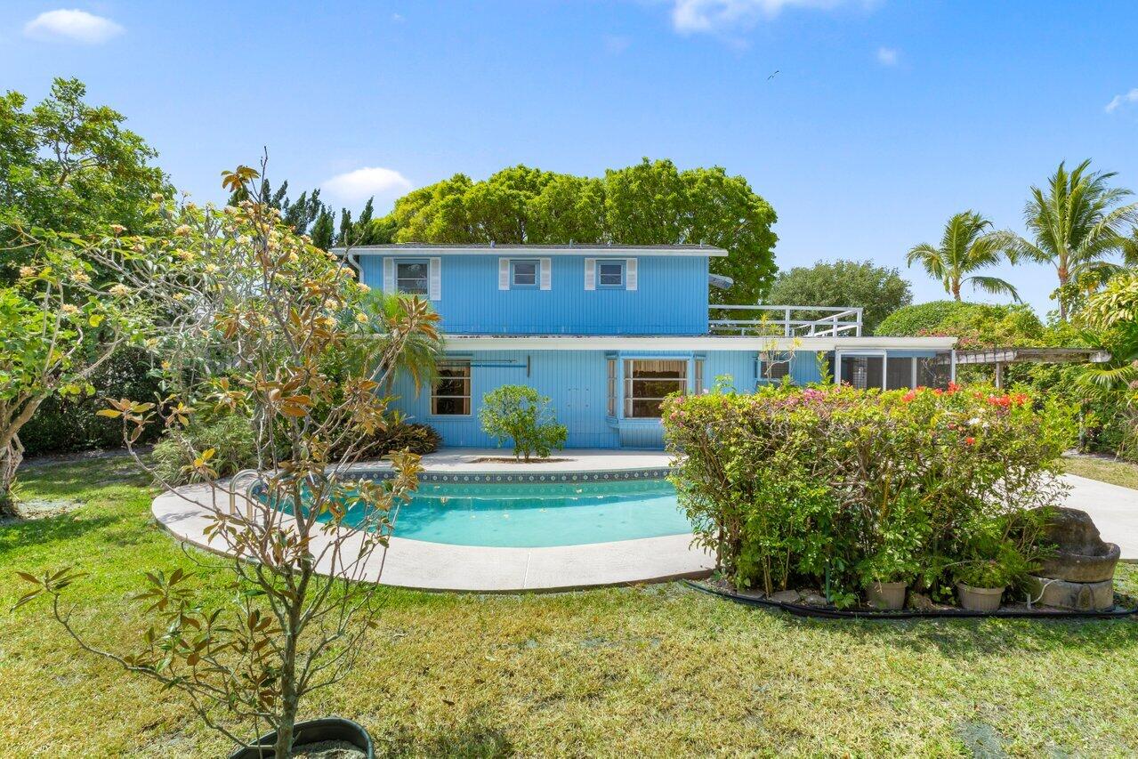 7 Willow Road