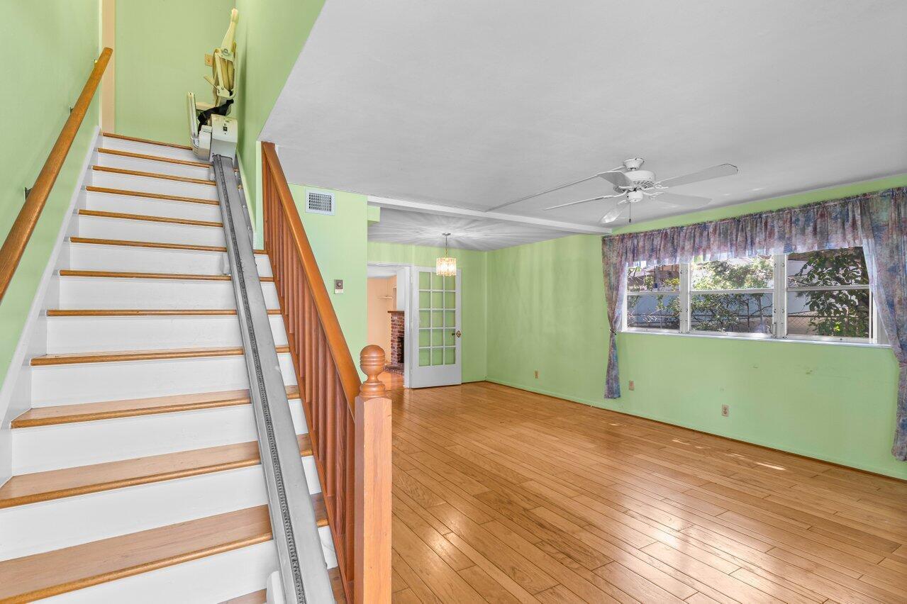 7 Willow Road