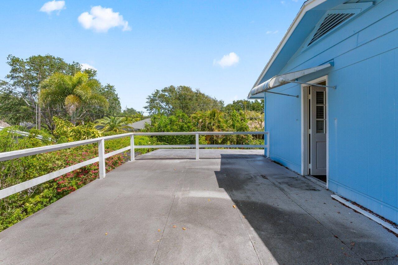 7 Willow Road