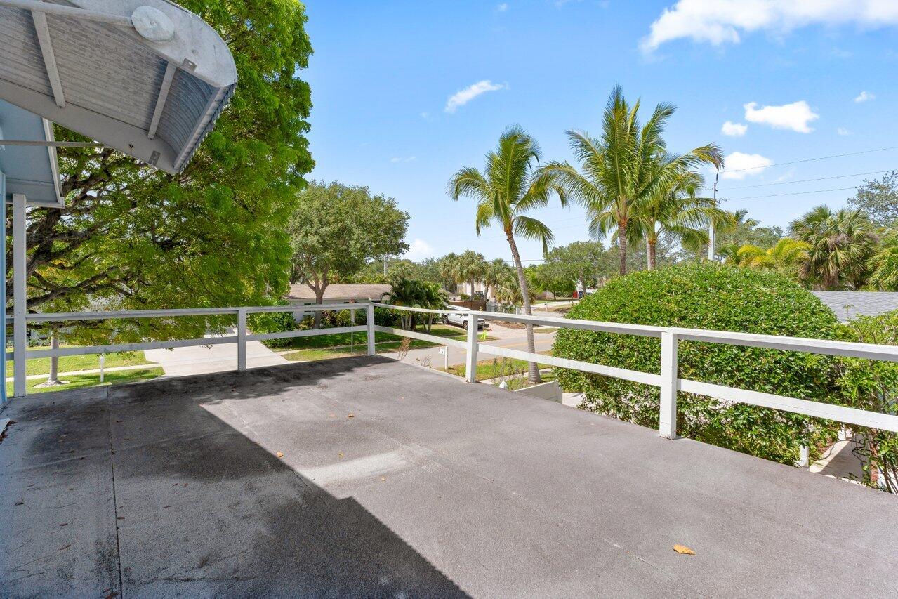7 Willow Road