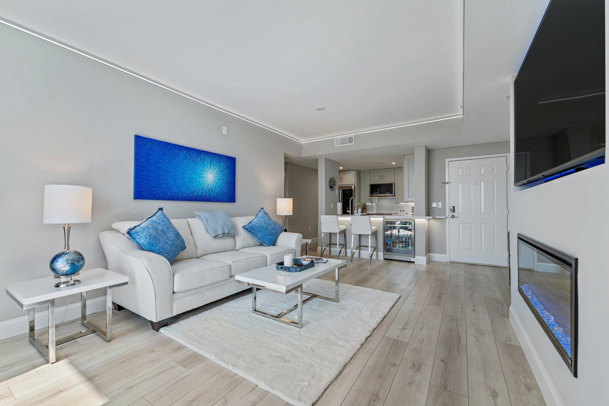 255 Evernia 1115 Street 1115