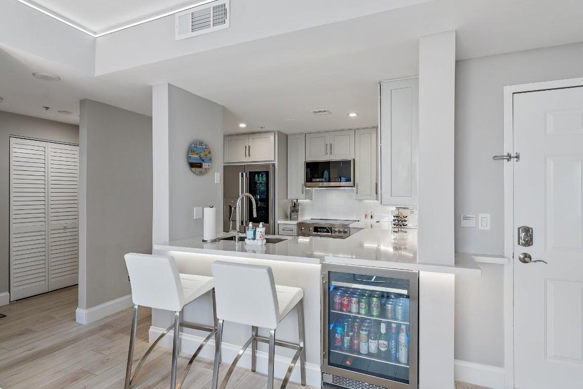 255 Evernia 1115 Street 1115