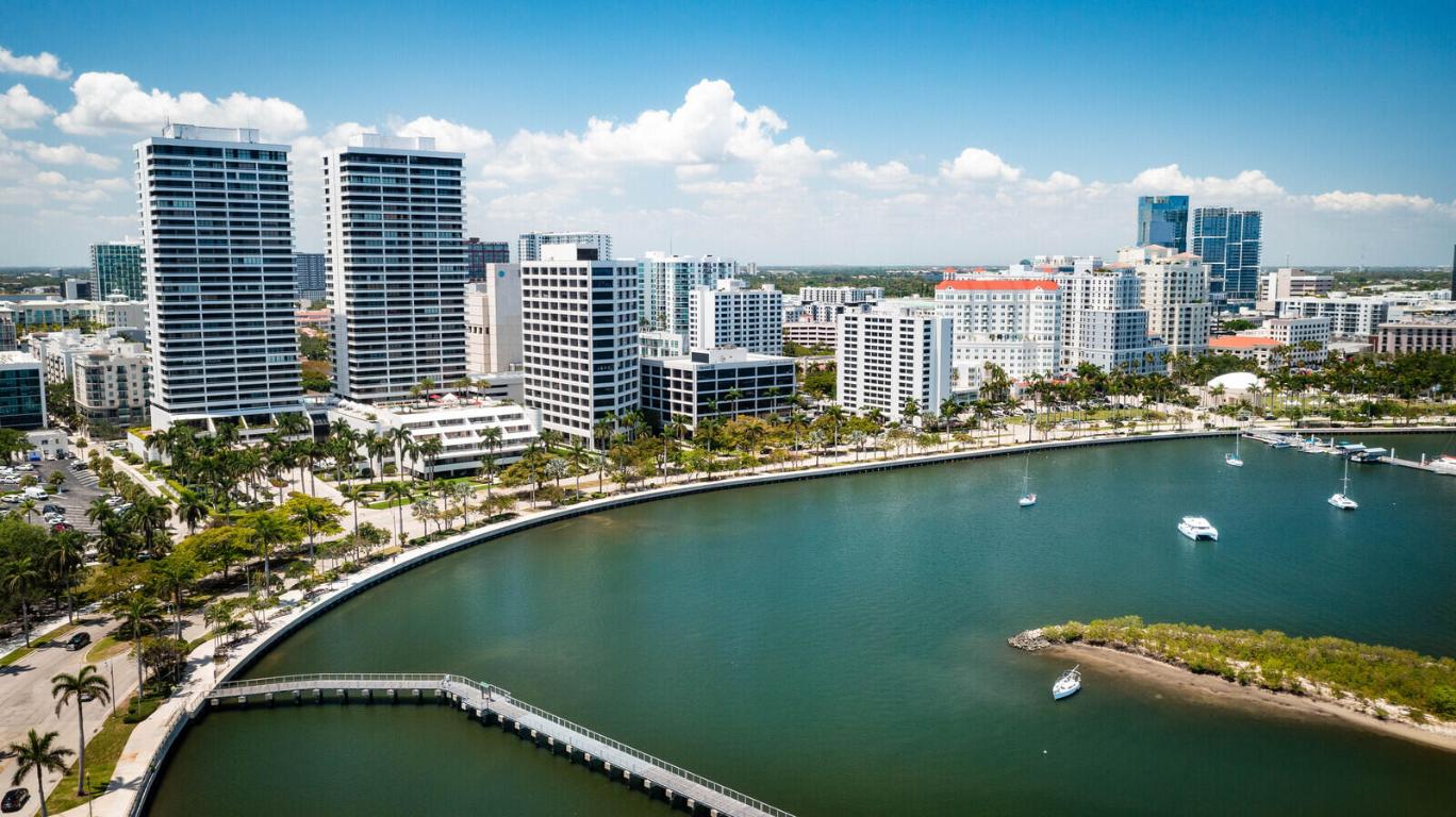 255 Evernia 1115 Street 1115