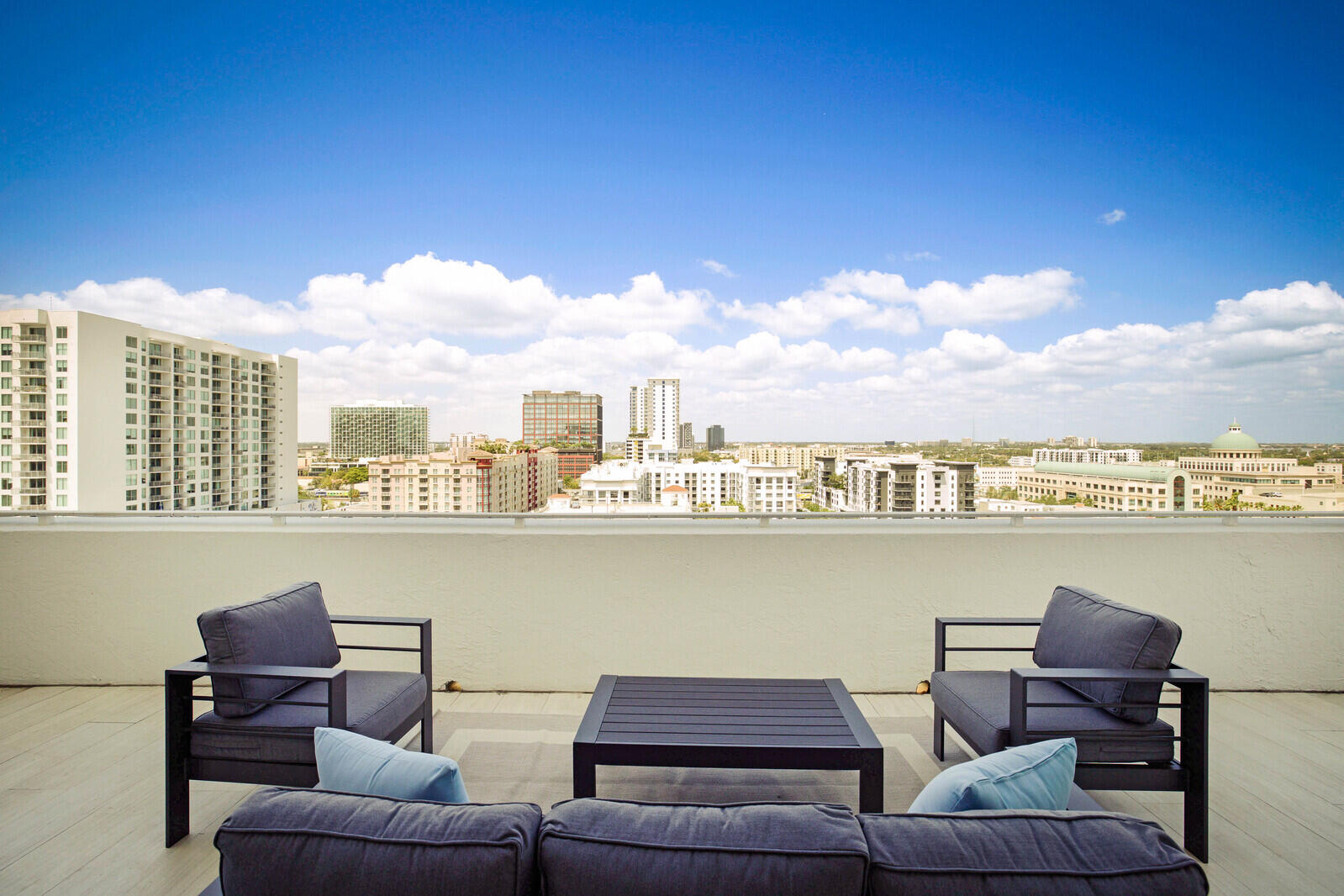 255 Evernia 1115 Street 1115