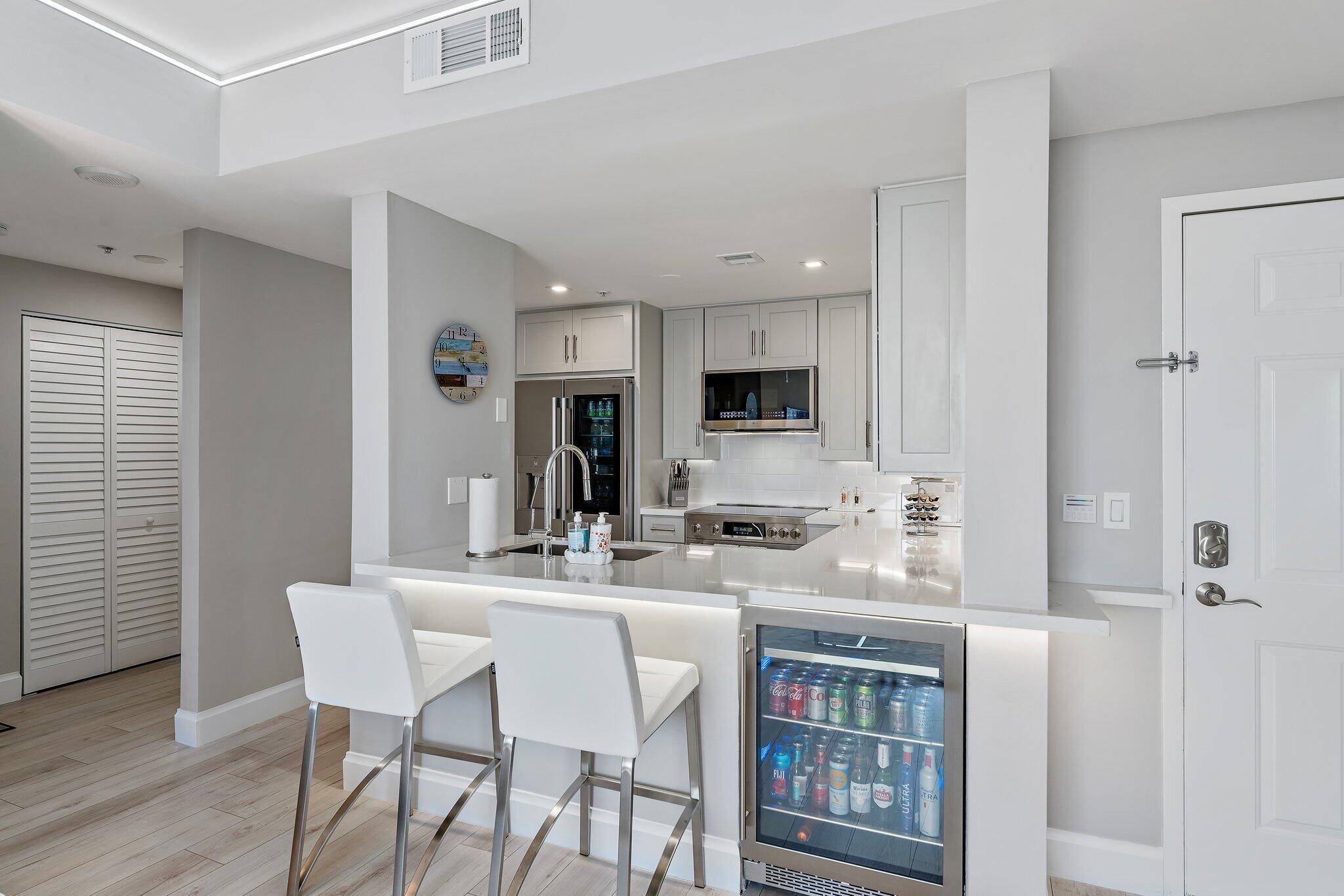 255 Evernia 1115 Street 1115