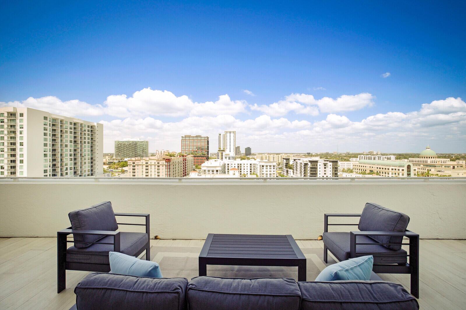 255 Evernia 1115 Street 1115