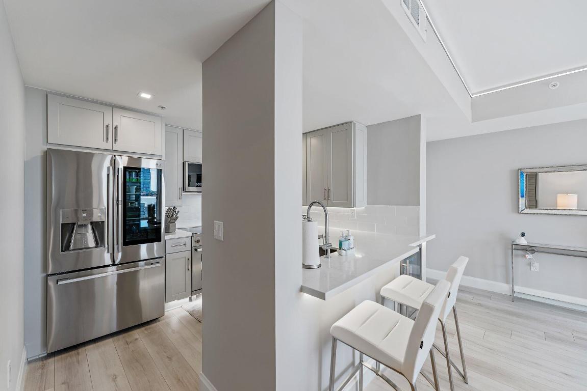 255 Evernia 1115 Street 1115