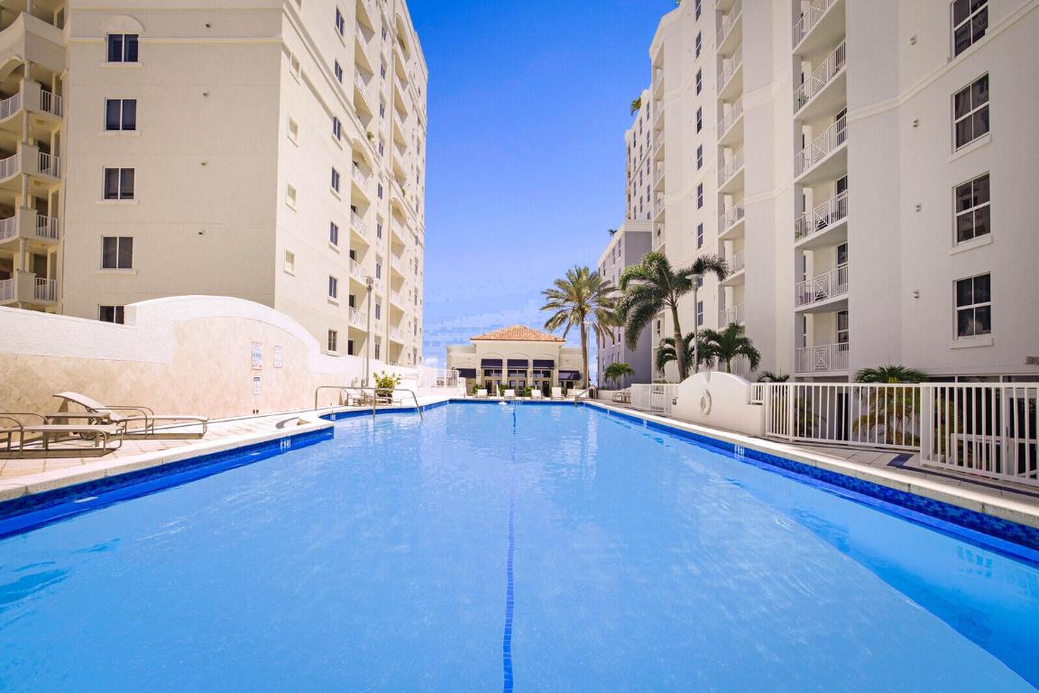 255 Evernia 1115 Street 1115