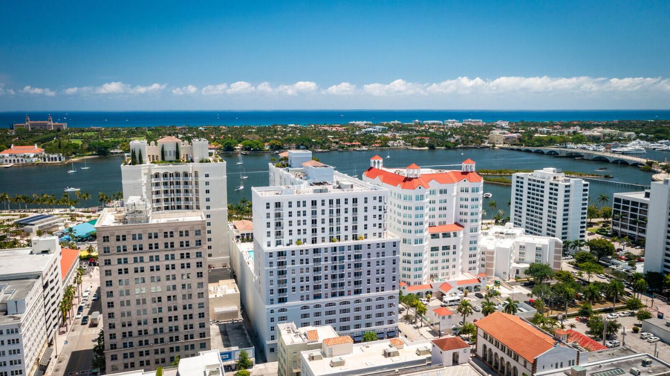 255 Evernia 1115 Street 1115