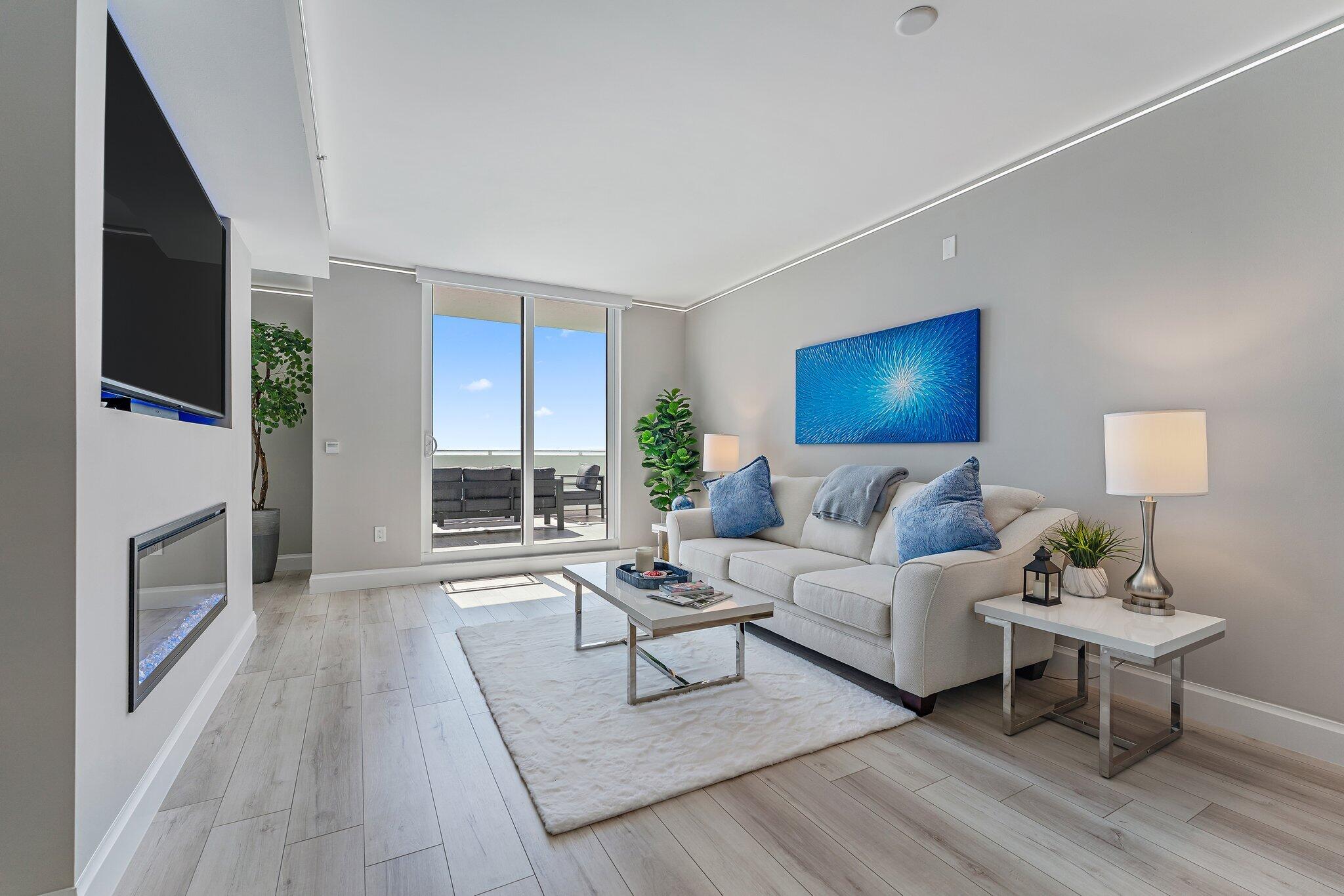 255 Evernia 1115 Street 1115