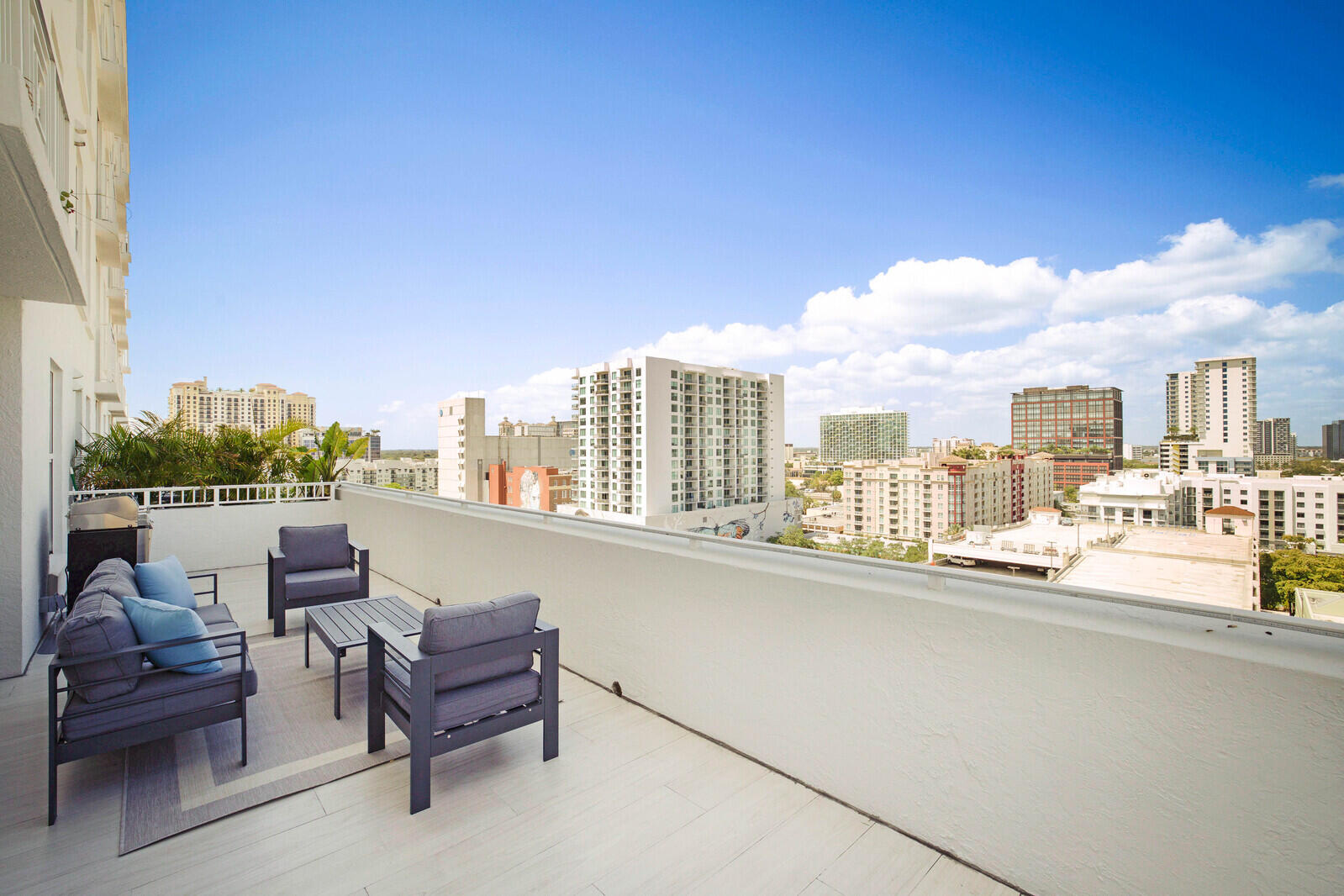 255 Evernia 1115 Street 1115