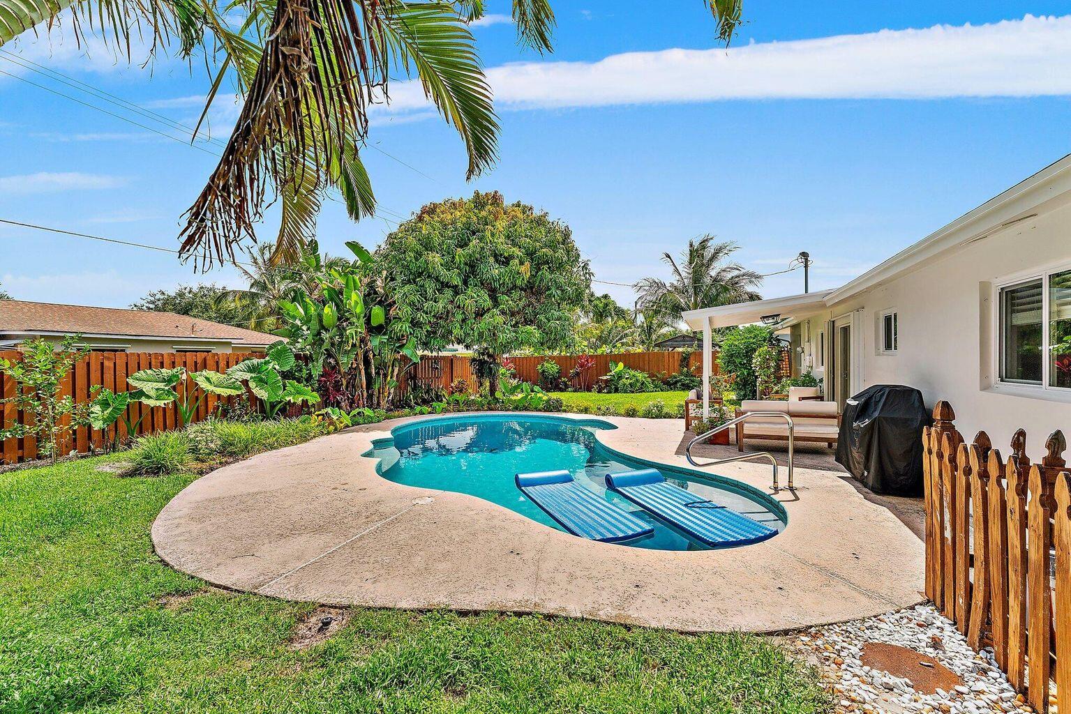 12 Pineview Road