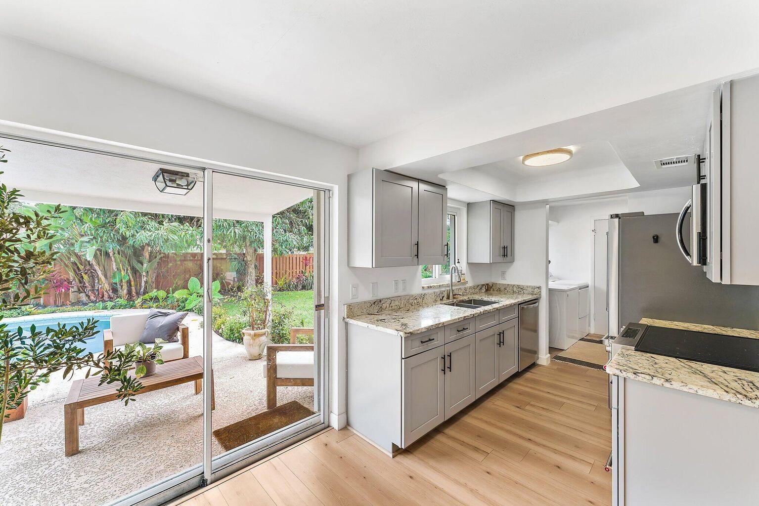 12 Pineview Road