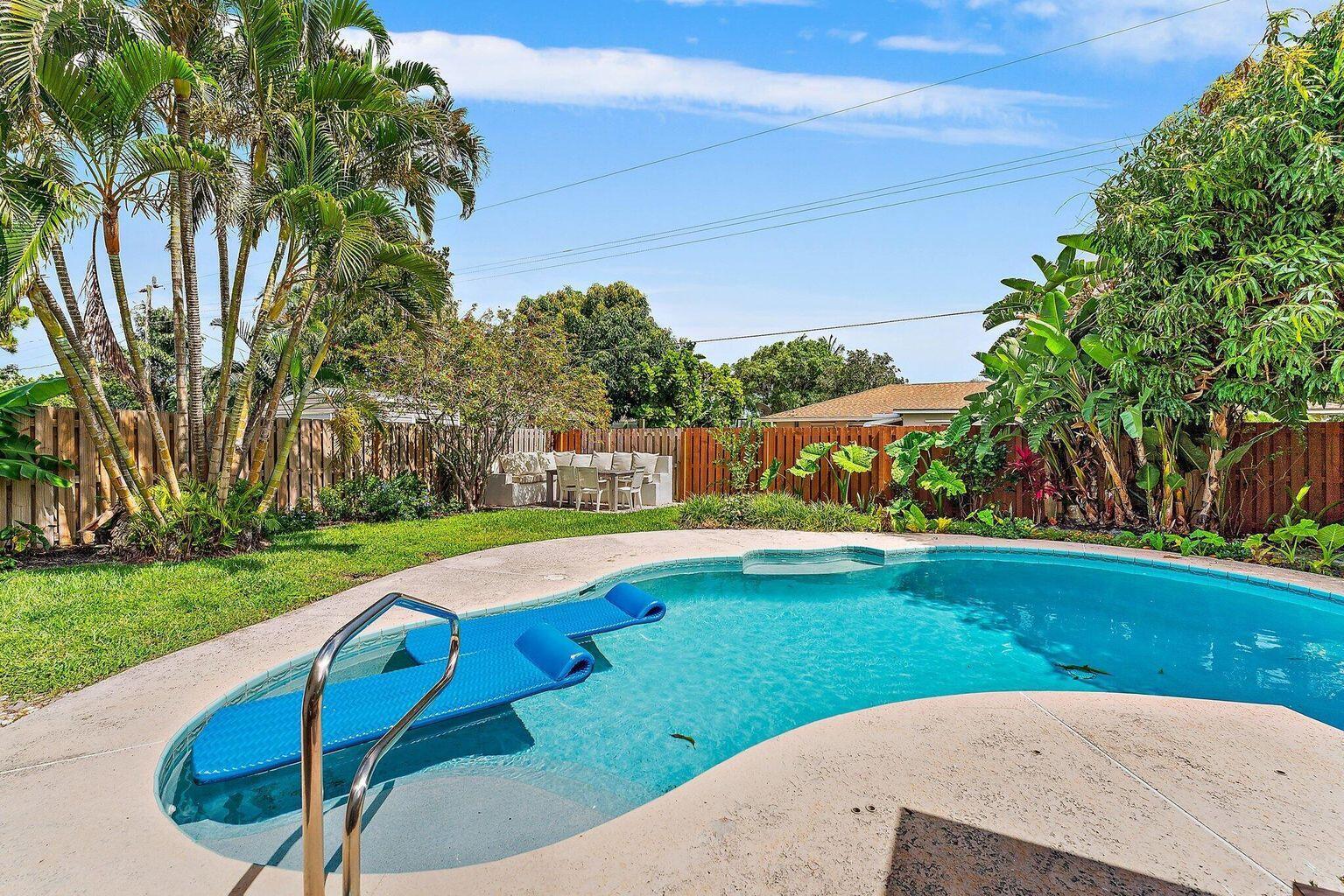 12 Pineview Road