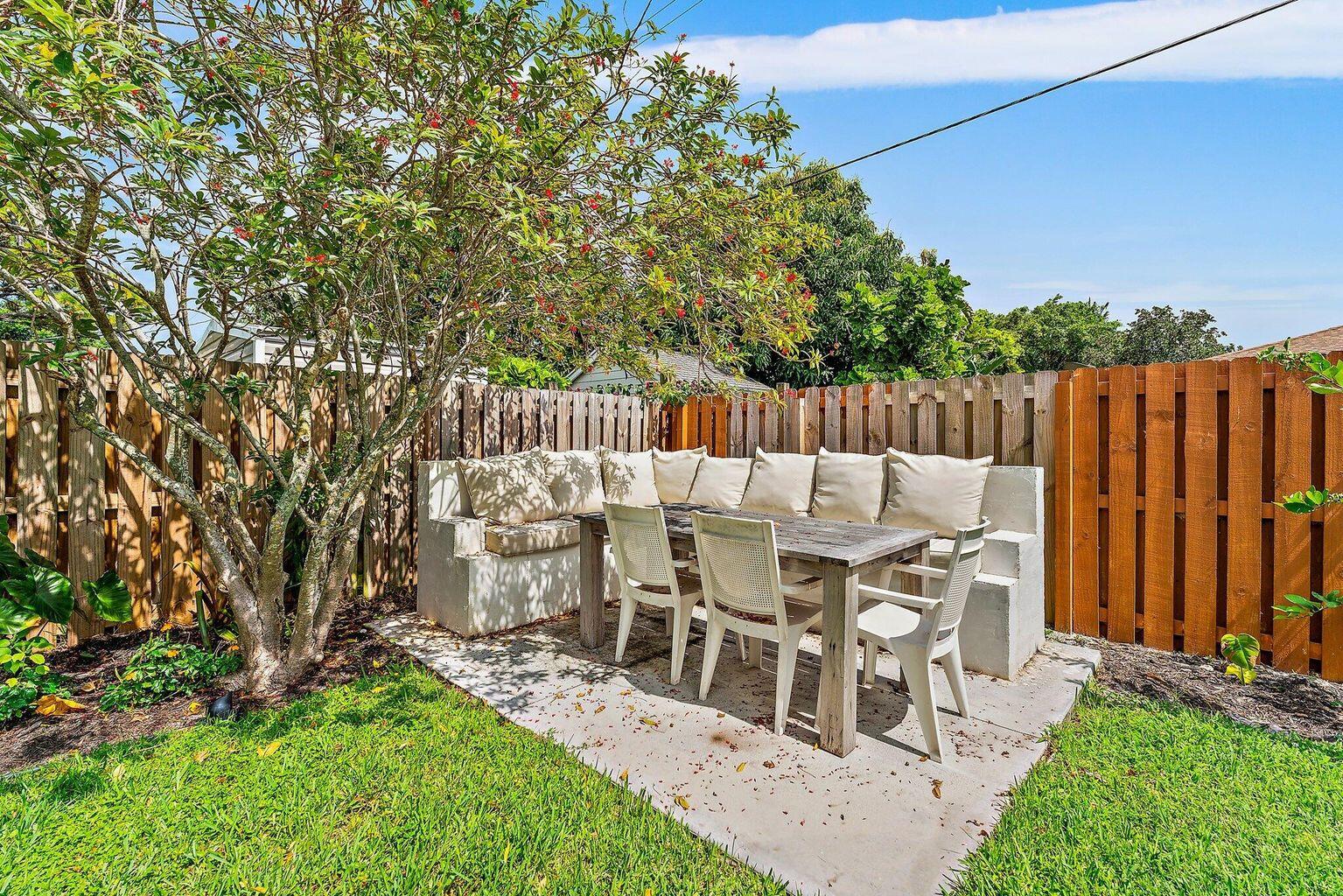 12 Pineview Road