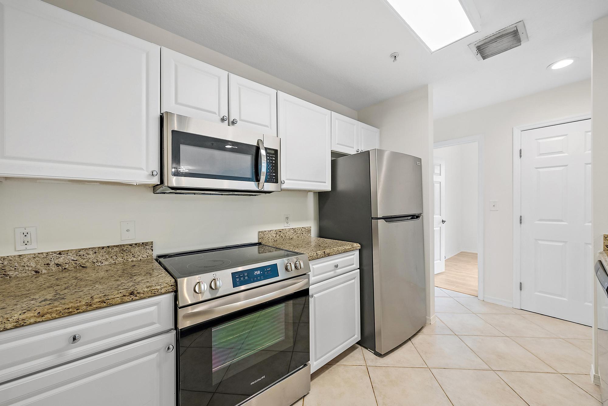 1209 Main Street 304