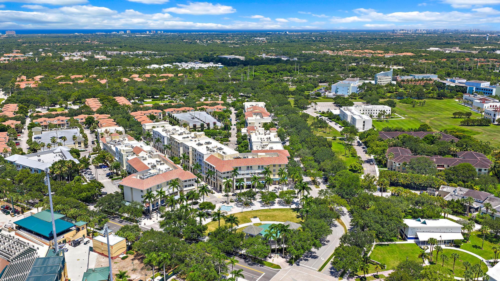 1209 Main Street 304