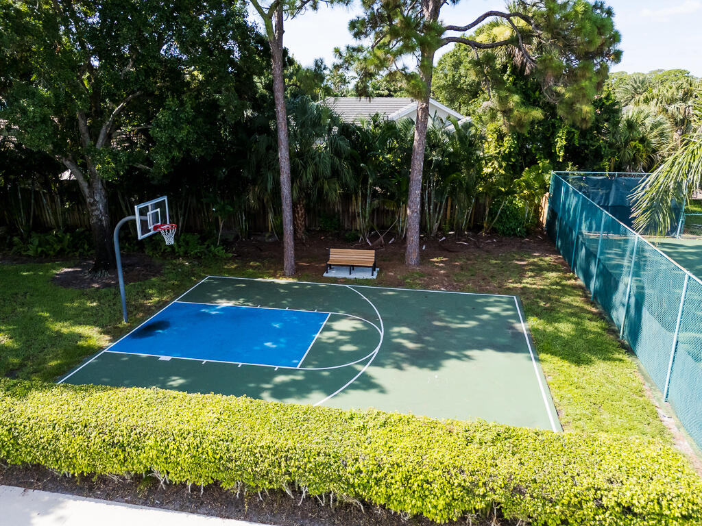 2838 Bayonne Drive