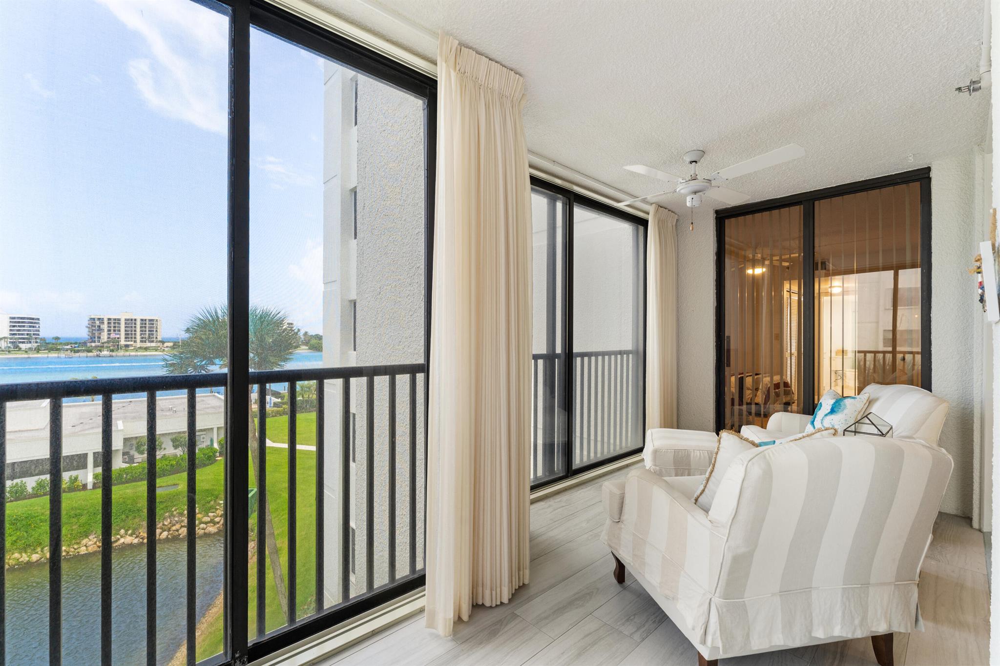 19800 Sandpointe Bay Drive 407