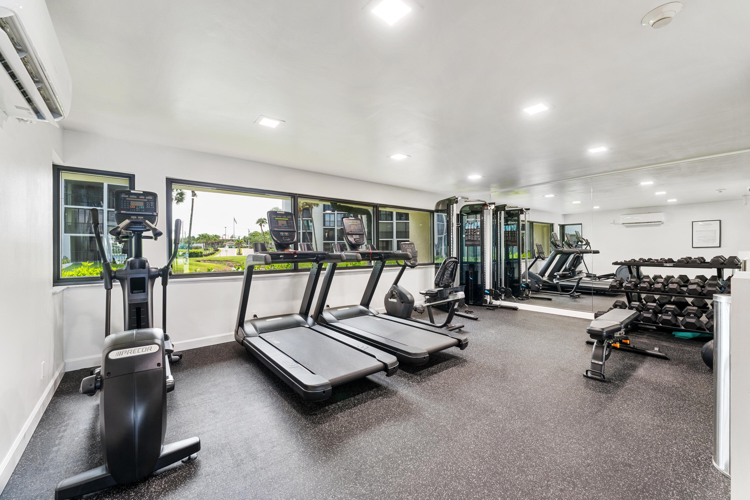 19800 Sandpointe Bay Drive 407