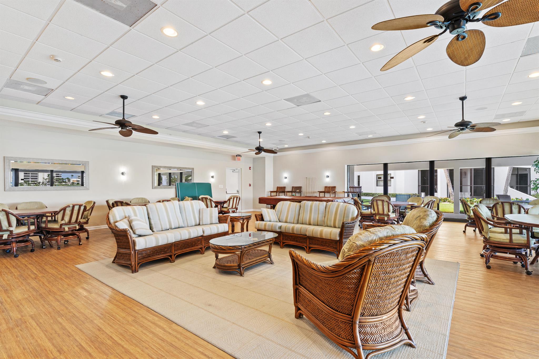 19800 Sandpointe Bay Drive 407